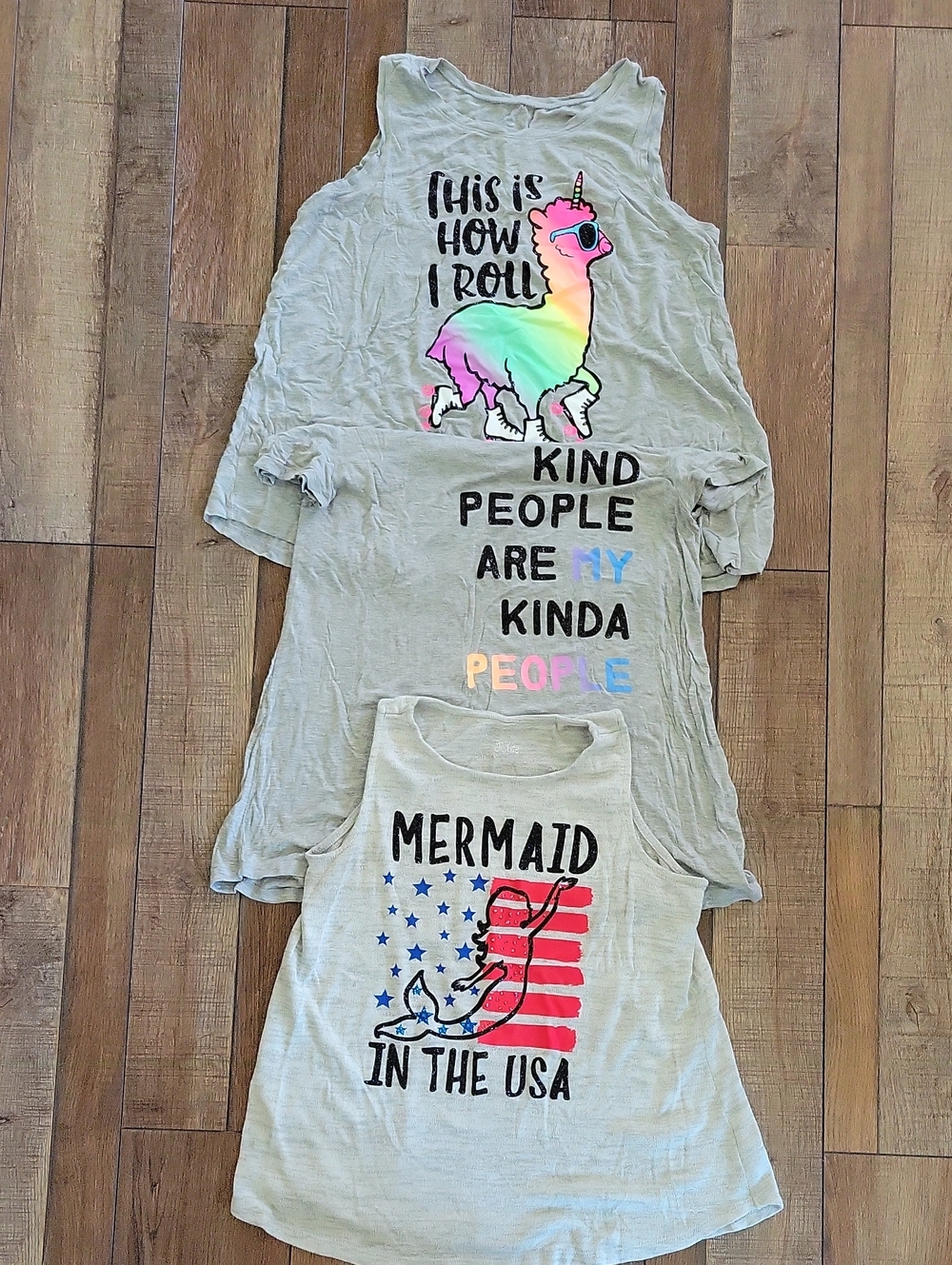 Lot Of 3 Girls' Graphic Tops